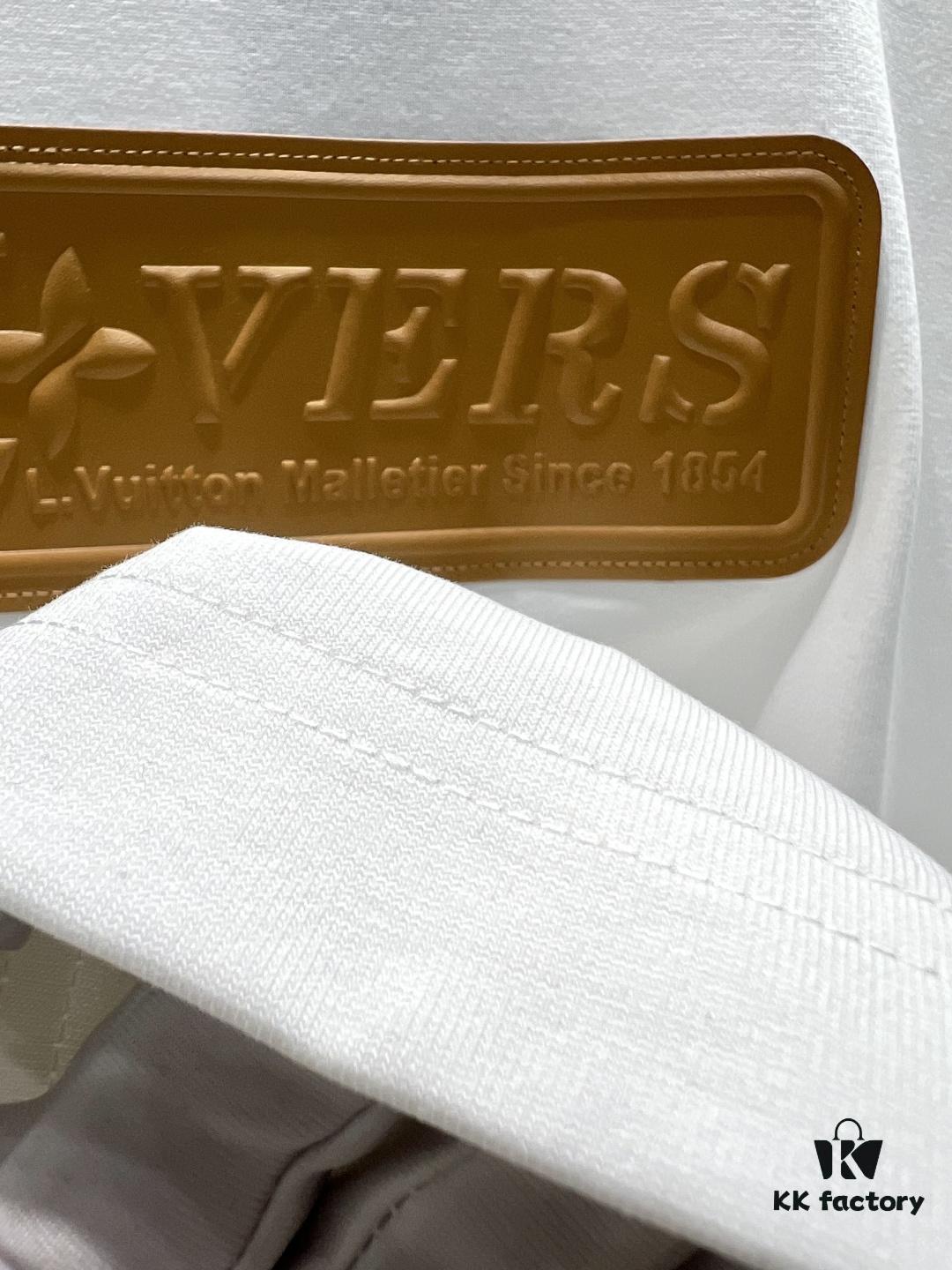 Louis Vuitton Short Sleeve T-Shirt with Leather Patch Signature Detail