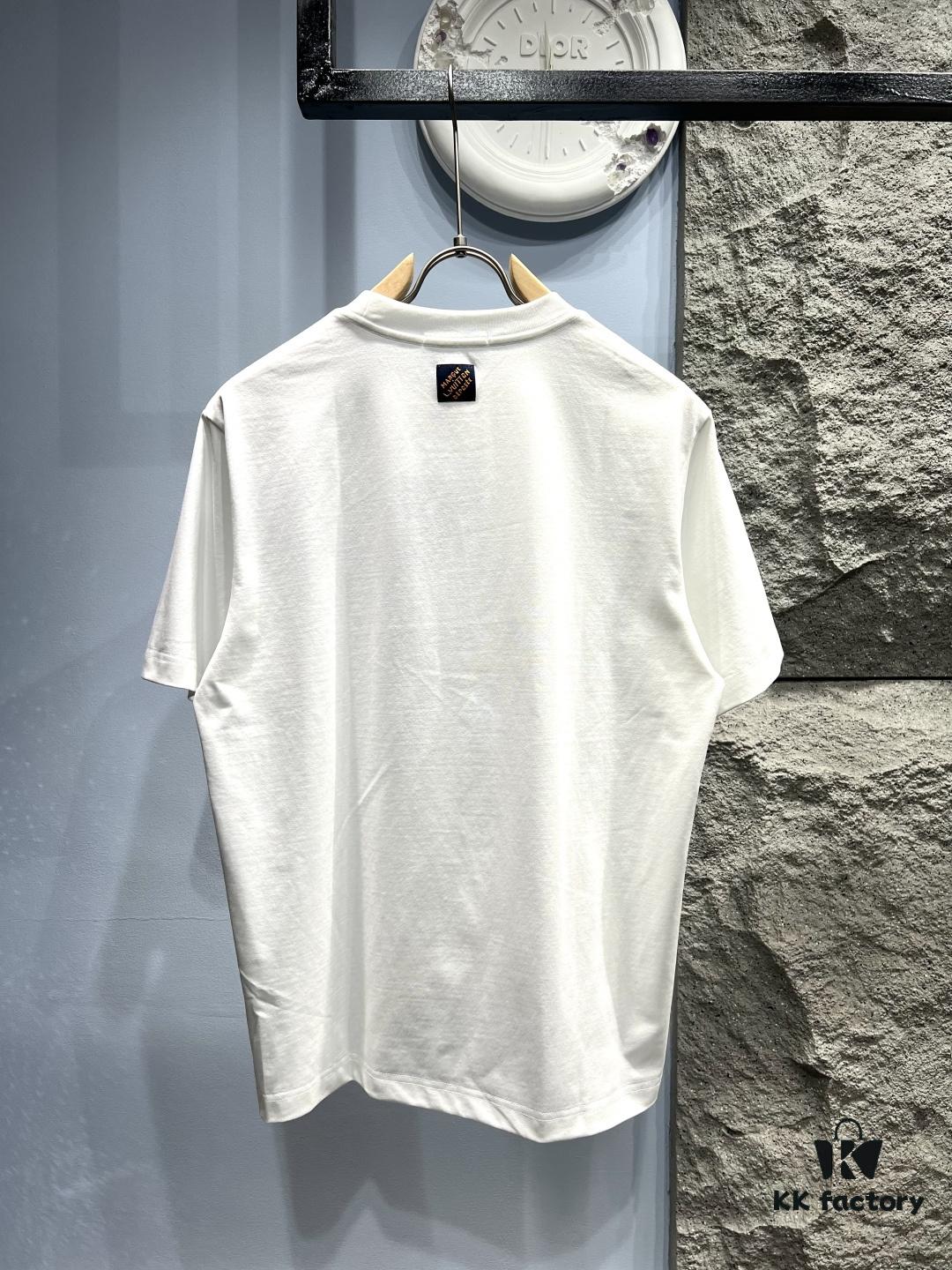 Louis Vuitton Short Sleeve T-Shirt with Leather Patch Signature Detail