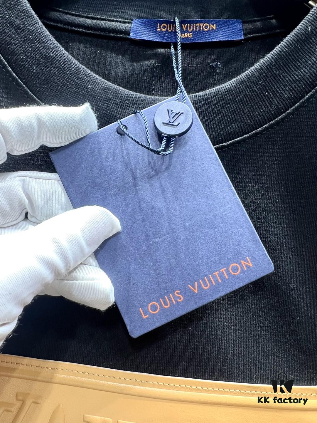 Louis Vuitton Signature Leather Patch Short Sleeve T-Shirt