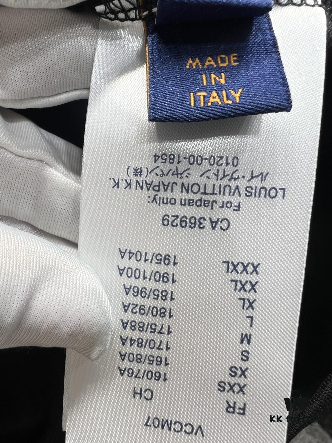 Louis Vuitton Signature Leather Patch Short Sleeve T-Shirt