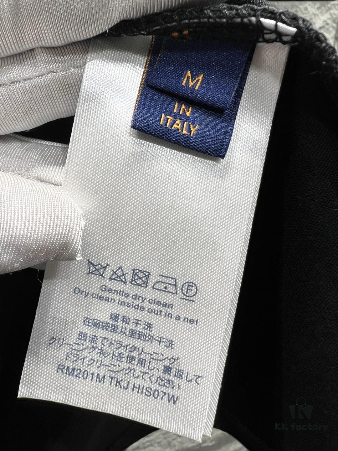 Louis Vuitton Butterfly Embroidered Short-Sleeve T-Shirt