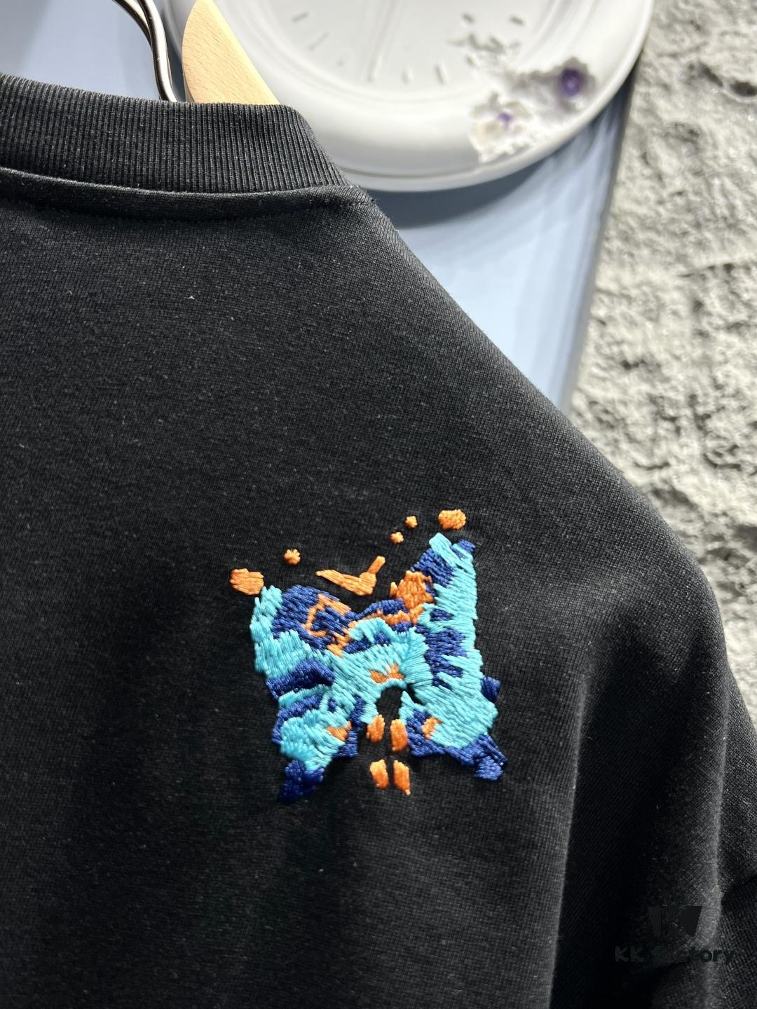 Louis Vuitton Butterfly Embroidered Short-Sleeve T-Shirt