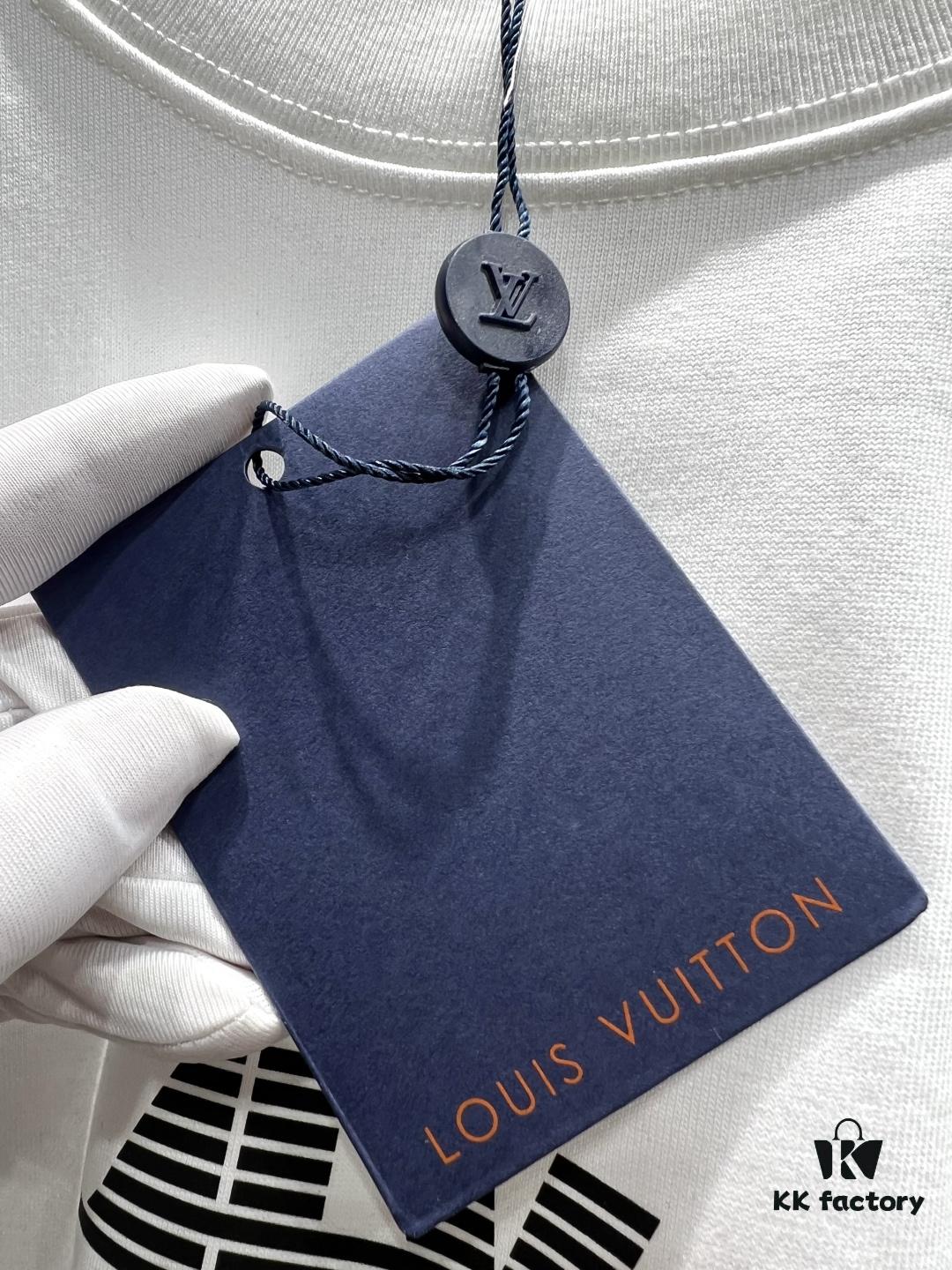 Louis Vuitton Printed Logo Short-Sleeve T-Shirt