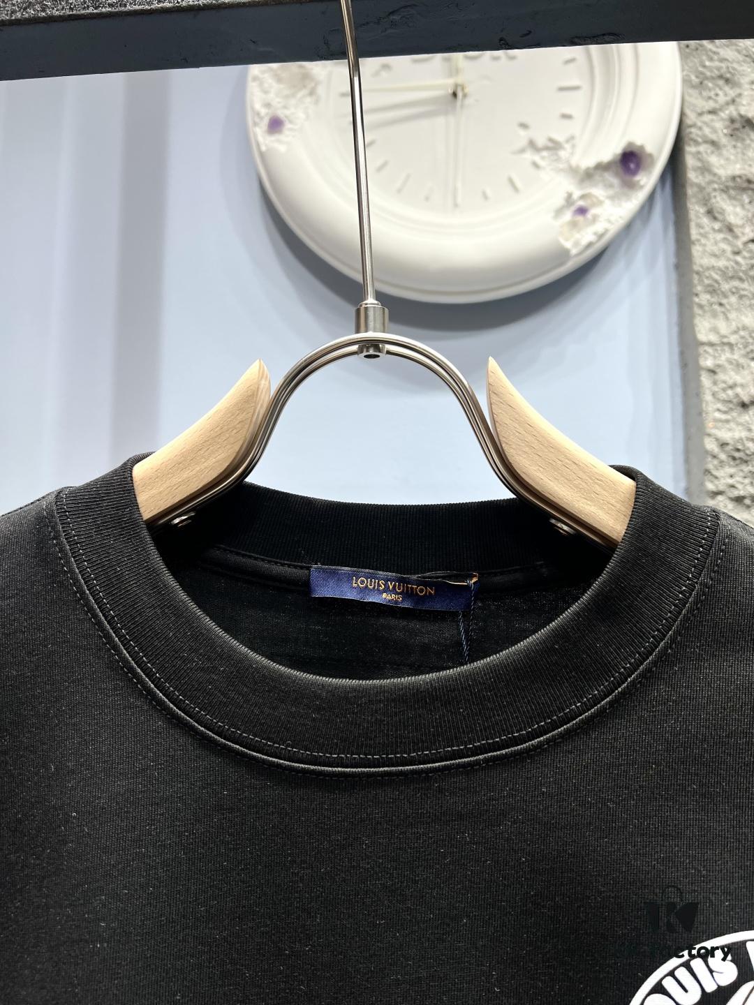 Louis Vuitton Printed Logo Short-Sleeve T-Shirt