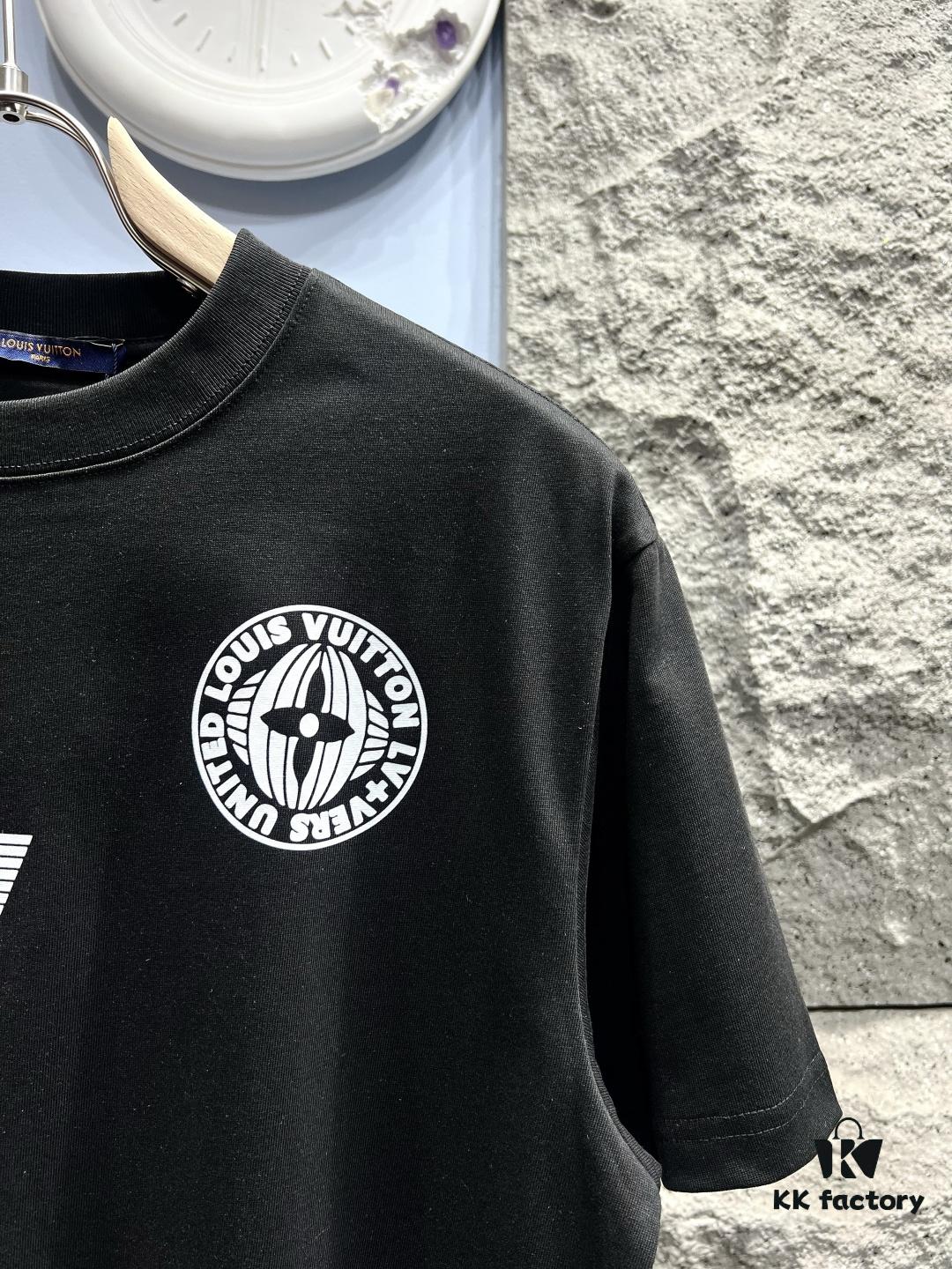 Louis Vuitton Printed Logo Short-Sleeve T-Shirt