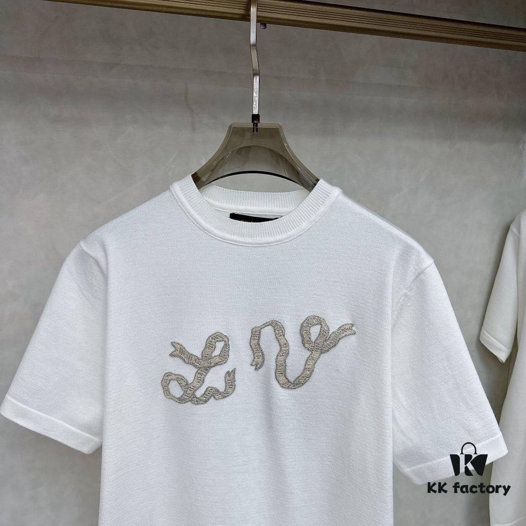 LV 2025SS New Arrival Short Sleeve T-Shirt, Fashionable and Stylish, Minimalist Versatile Design