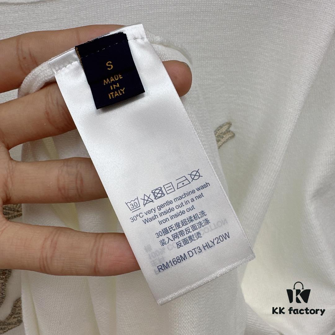 LV 2025SS New Arrival Short Sleeve T-Shirt, Fashionable and Stylish, Minimalist Versatile Design