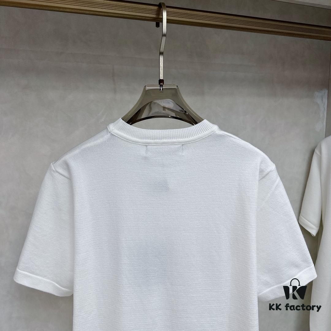 LV 2025SS New Arrival Short Sleeve T-Shirt, Fashionable and Stylish, Minimalist Versatile Design