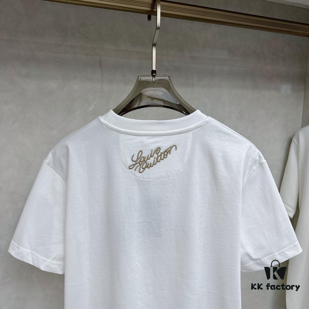 LV 2025 SS New Arrival Short Sleeve T-Shirt, Stylish and Minimalist Design