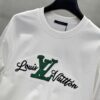 Lv Pai 25SS New Arrival Round Neck T-Shirt! Must-Have for Fashion Enthusiasts! Custom Brand Letter Embossed Rubber Print on Chest. Classic Color Combination, Stylish and Attractive. Youthful and Energetic Overall Look! Crafted from 280g Cotton Fabric, Offering Exceptional Comfort and a Soft, Premium Touch.