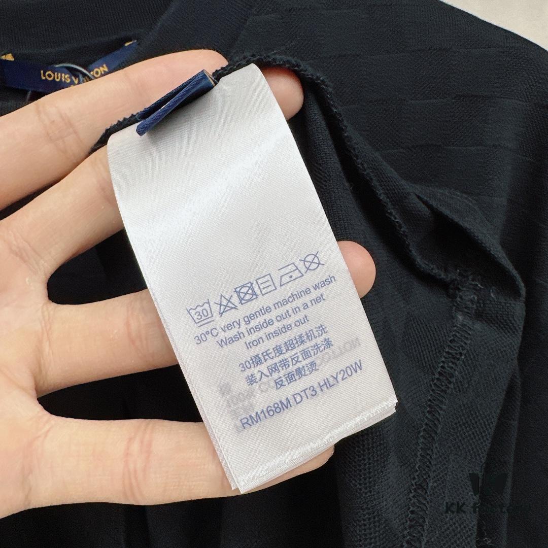 LV 2025 SS New Arrival Short Sleeve T-Shirt, Fashionable and Stylish, Minimalist Versatile Design