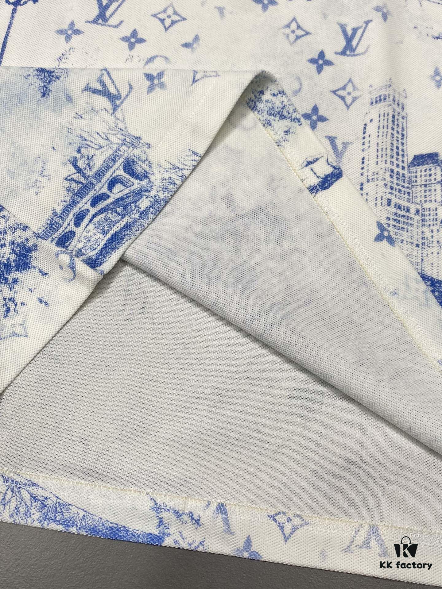 Louis Vuitton LV Men's Casual Short-Sleeve T-Shirt, Exclusive New Arrival, Original Order High-End Custom, Premium Version, Fashionable and Versatile Bestseller, Imported Fabric, Ultra-Soft and Smooth Texture, Skin-Friendly Comfort, Top-Quality Craftsmanship from Authorized Factory, Complete with Three Labels