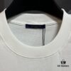 Louis Vuitton LV 25SS Spring Collection Classic New Arrival T-Shirt! 260g High-Grammage Pure Cotton Fabric, Comfortable Wear. Minimalist Design, Stylish and Trendy. Slightly Oversized Fit for a Relaxed, Casual Look, Perfect for Various Occasions. Whether Shopping, Socializing, or Enjoying Leisure Time, This T-Shirt Adds a Touch of Fashion and Individuality.