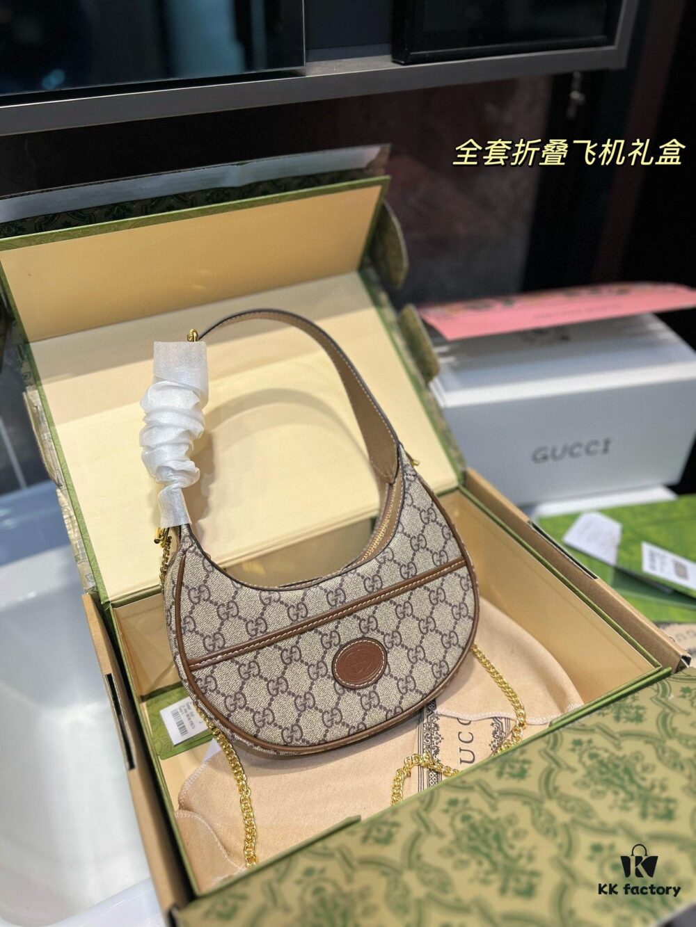 GUCCI New Arrival! New Style Gucci Crescent Bag, Wu Wood Color
