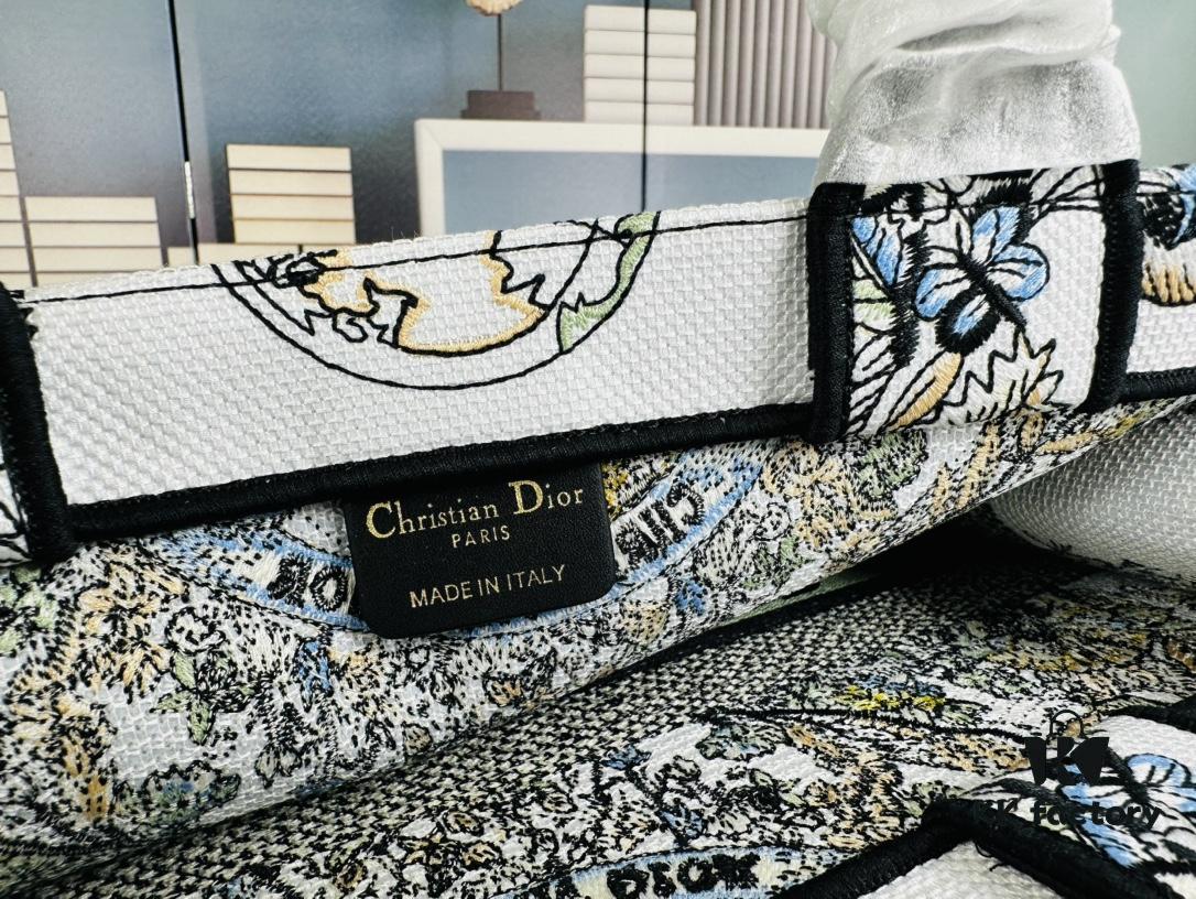 Original Order Embroidered Medium [Dior Book Tote]