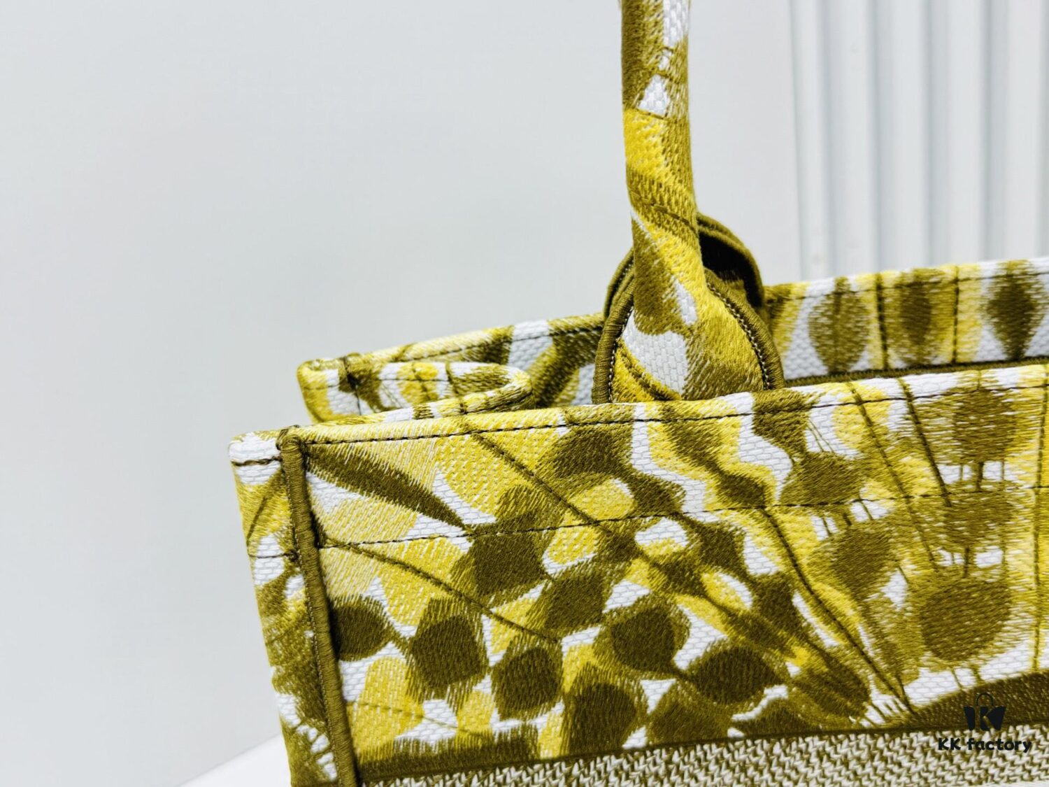 ️Thick Yarn Heavy Fabric Original Order Medium Size [Di0r Book Tote]