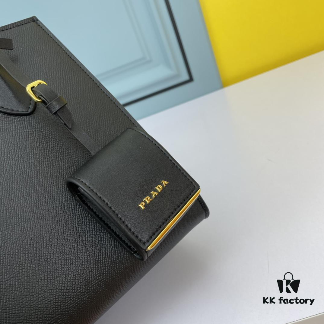 High-Quality Counter Product PRADA #66158 Premium Imported Coarse Cross Cowhide with Calfskin, 175 OEM Code, Enamel Same-Color Logo Pendant, Classic and Uniquely Charming, Fashionable and Elegant, 33 x 24 x 15cm