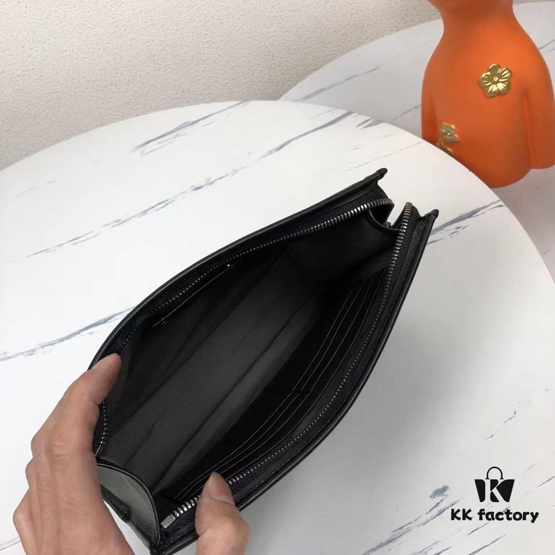 Bv🦋🦋 Small Men's Handbag Brand New from Cabinet Same as Full-Size Model Worldwide Known for Traditional Handcrafted Seamless Veal Leather Weave Gunmetal Fittings Understated and Practical Leather Gets Shinier with Use Younger Design Lets Fashion Penetrate Work 🎁 Model: 3328S#, Color: Black, Size: 24-16-6cm