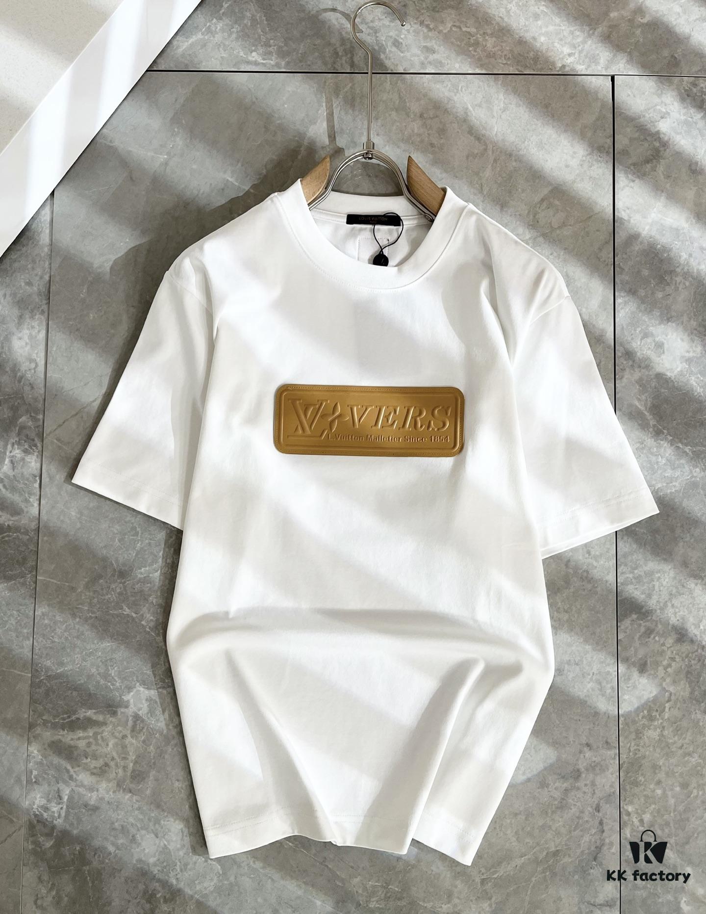 LouisVuitt Men and Women's Short-Sleeve T-Shirt with Logo Leather Patch - 2025 Spring/Summer New Arrival