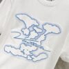 1V 25SS Spring New Arrival T-Shirt! 260g High-Density Cloud-Embroidered Cotton Fabric, Comfortable to Wear. Minimalist Design, Fashionable and Trendy. Slightly Loose Fit for Casual Comfort, Suitable for Various Occasions. Whether Shopping, Hanging Out with Friends, or Relaxing, This T-Shirt Adds Style and Personality to Your Look.