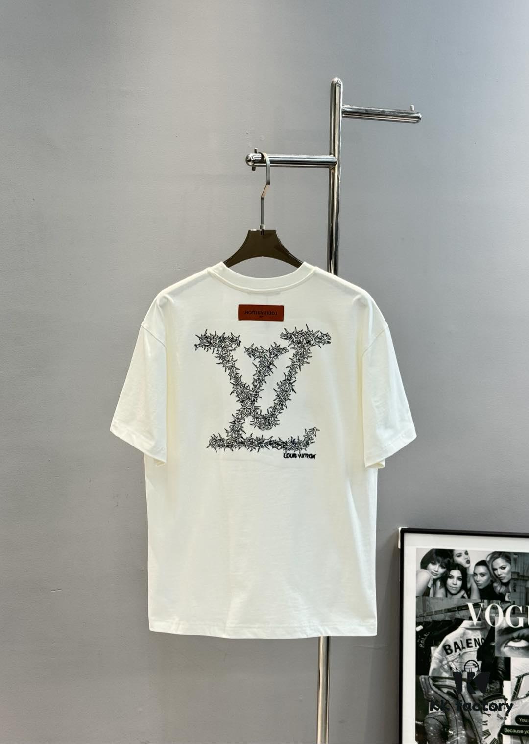 Donkey Brand * 2025 New Arrival Streetwear T-Shirt, Unisex Design – Heavyweight Style Recommended! 260g Pure Cotton Fabric Offers Exceptional Comfort, 3D Embroidery on Chest with Brand Lettering Highlighting the Theme, Back Features Classic Airplane LV Texture Pattern for a Distinctive Visual and Tactile Experience, Triple Labels Included