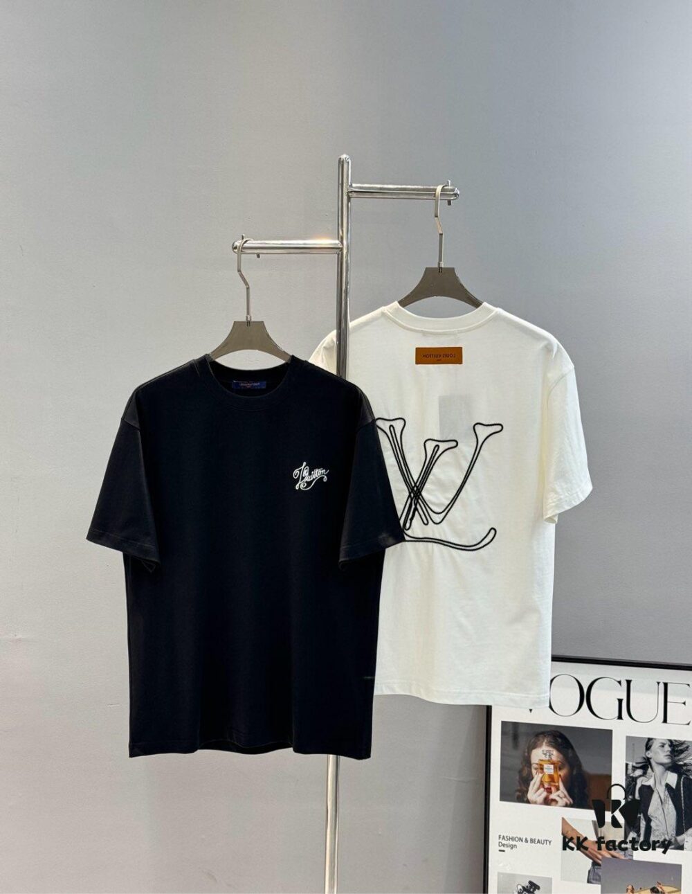 Donkey Brand 25S New Streetwear T-Shirt Unisex – Heavy Embroidery Recommended! 260g Pure Cotton Fabric with 3D Embroidered Logo on Chest, Back Design Inspired by Classic LV Texture, Full Labels Included