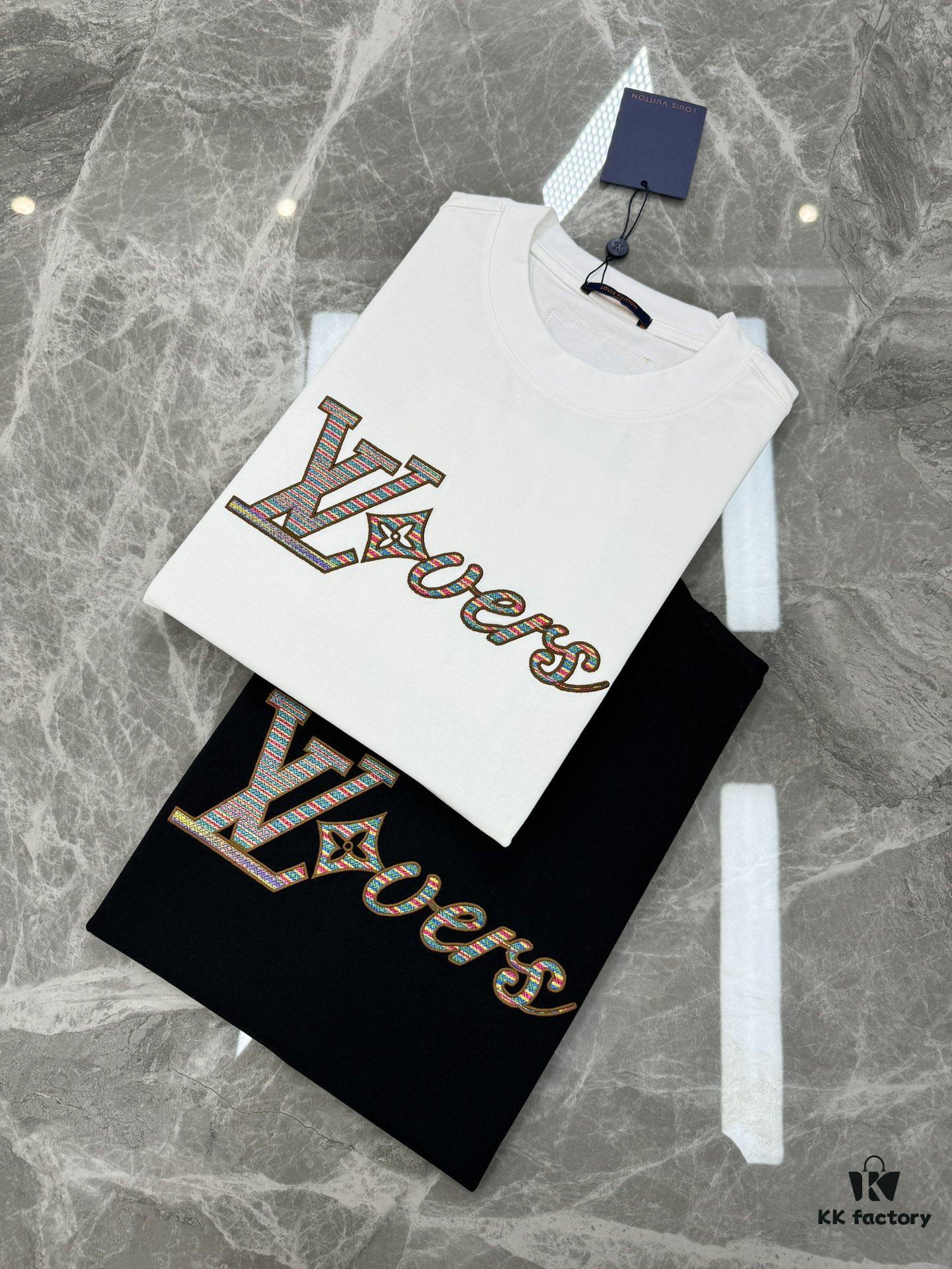 Donkey Brand * 2025 New Arrival Unisex T-Shirt! Youthful and Vibrant Color-Blocking Design with Layered Aesthetic – Radiating Positive Energy! Classic Letter Graphics with 3D Embroidery, Fresh Hues, and Layered Craftsmanship. Branded Logo with Premium 260g High-Density Cotton Fabric, Reinforced Neckline Ribbing, and Refined Shoulder Stitching