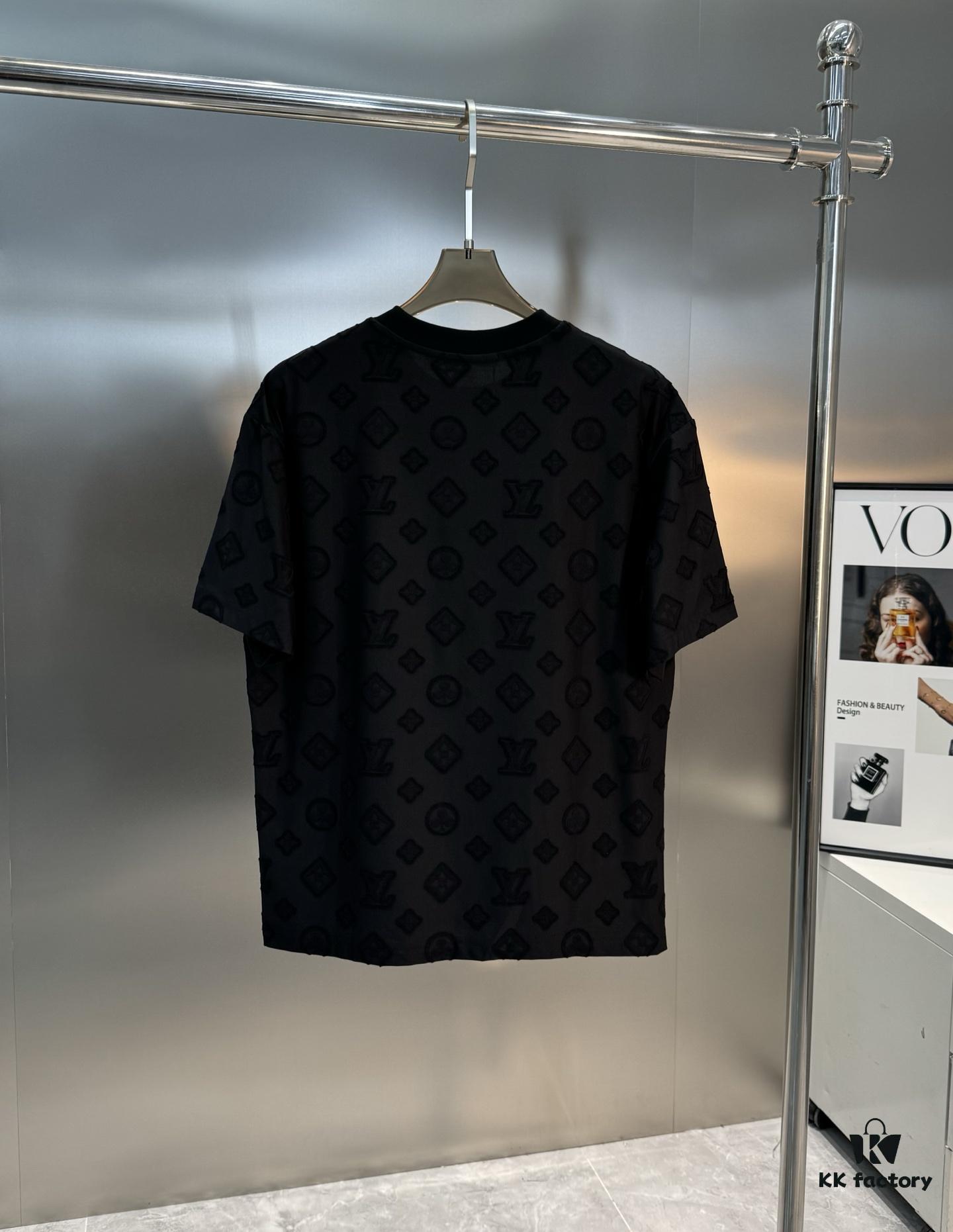 Donkey Brand * 25s New Arrival Unisex T-Shirt, Double-Sided Heavy Embroidered Tee with Classic Letter Design, Naturally Woven Jacquard Fabric in Fresh Colors, Layered Logo Craftsmanship, Premium 260g Pure Cotton Custom Fabric, Reinforced Collar Ribbing, High-Quality Seam Detailing on Shoulders