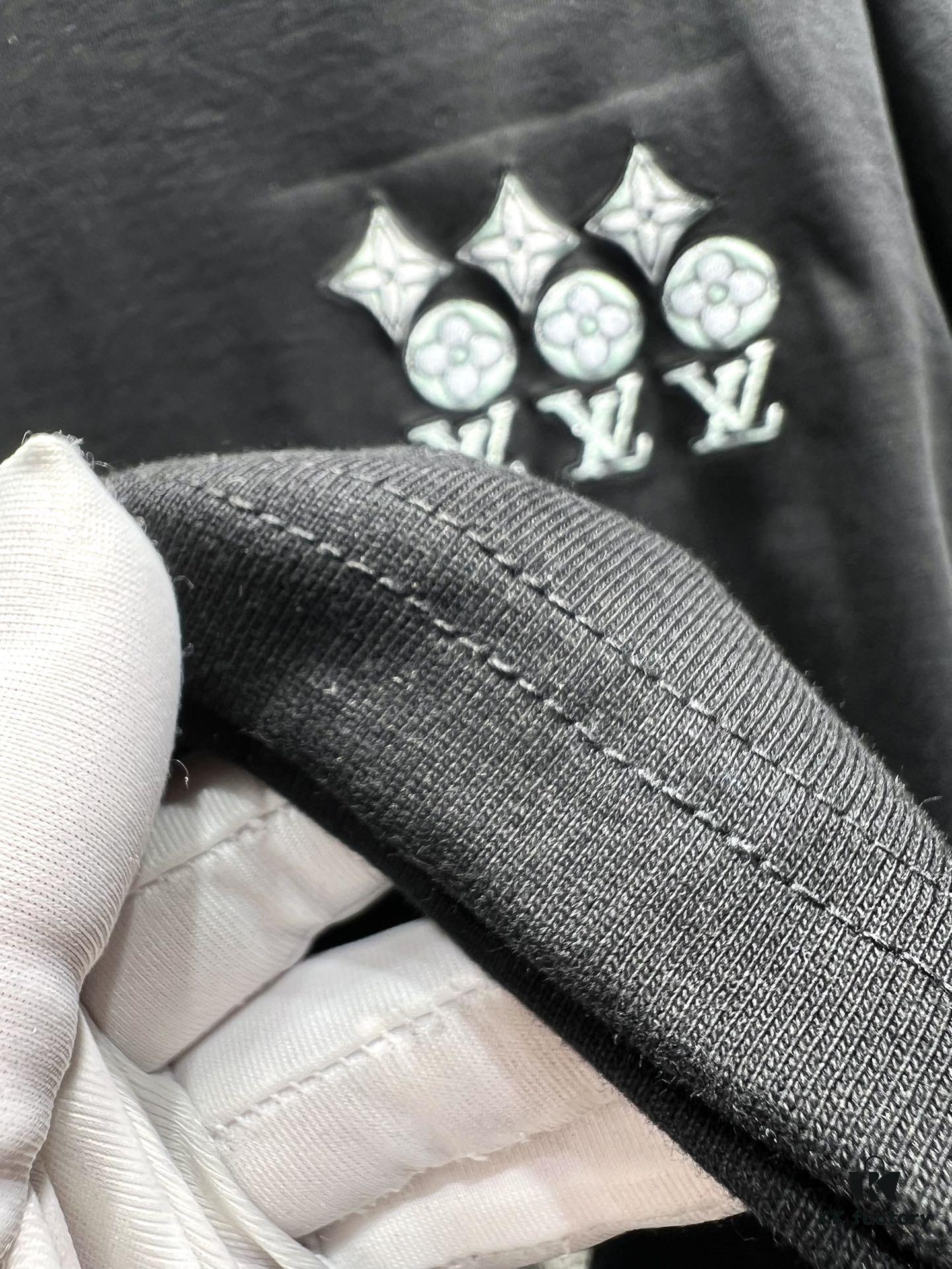 Louis Vuitton Embroidered Logo Short Sleeve T-Shirt