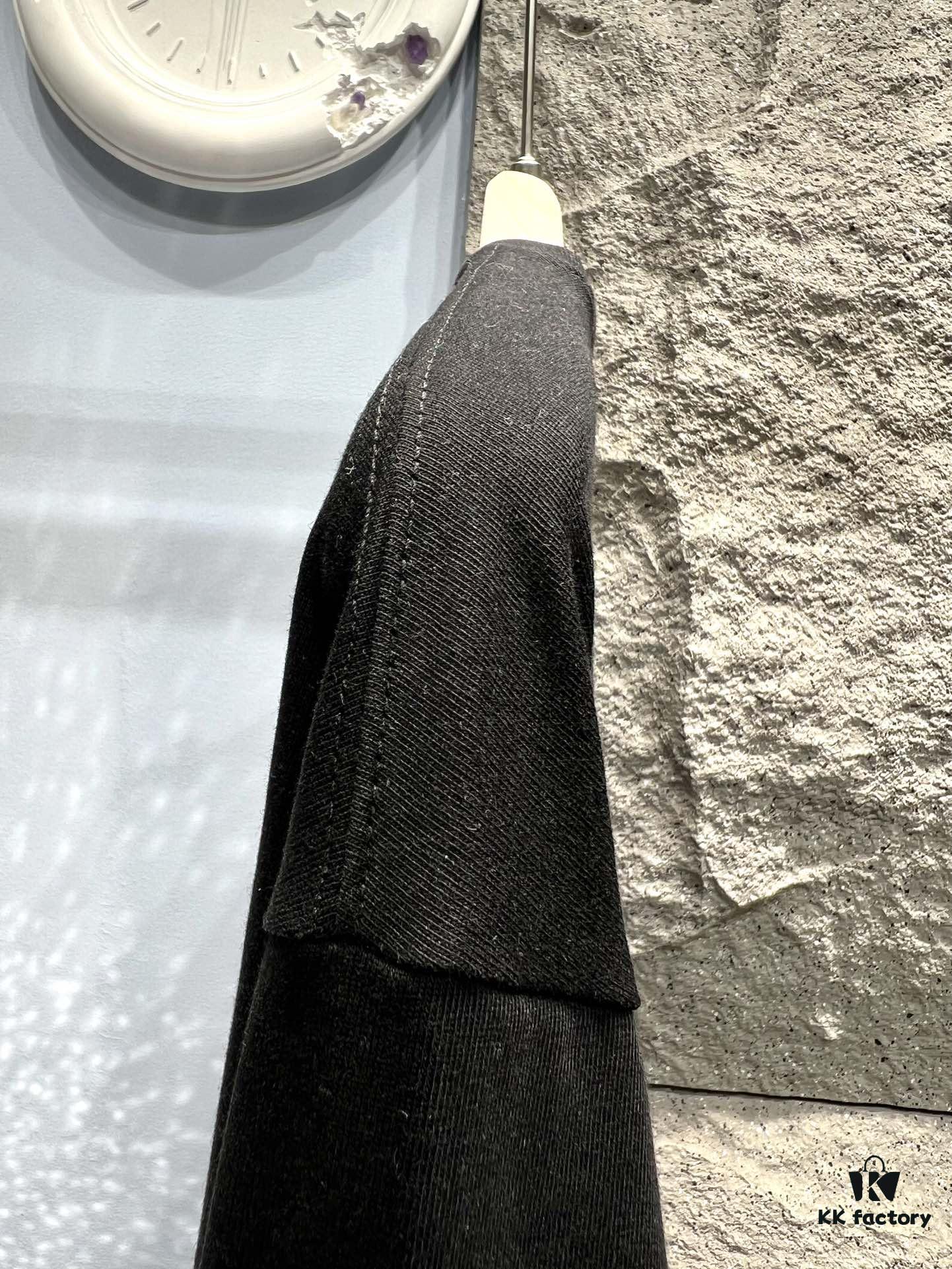 Louis Vuitton Embroidered Logo Short Sleeve T-Shirt