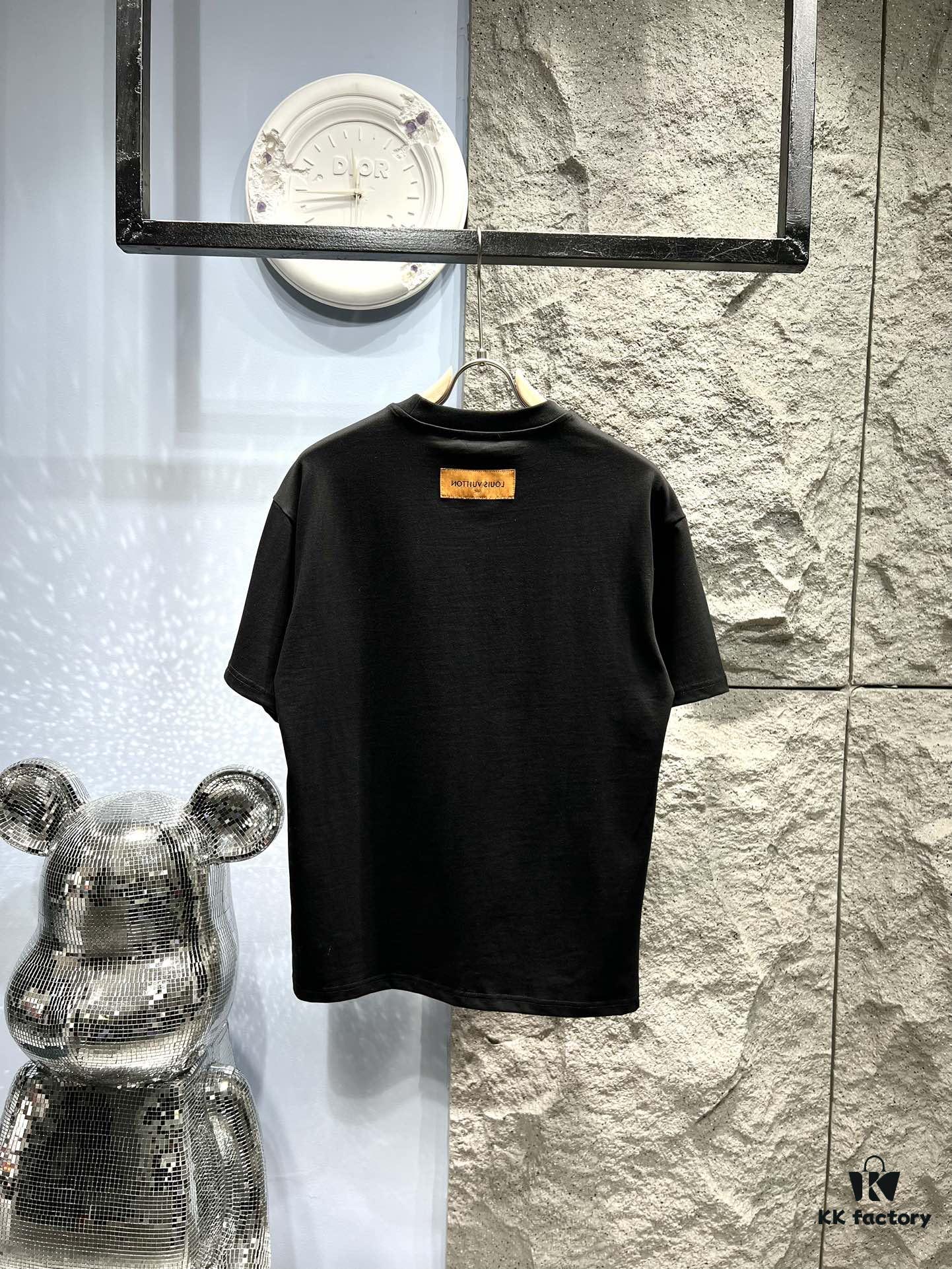 Louis Vuitton Embroidered Logo Short Sleeve T-Shirt