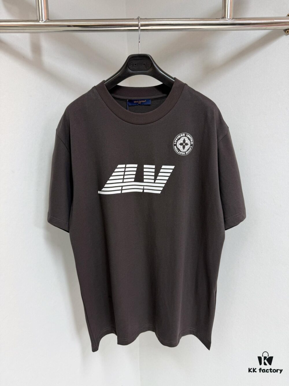 Compass Crew Neck Short Sleeve T-Shirt, 100% Cotton Fabric, Regular Fit, Printed Logo Front and Back, Premium Accessories, 15S Plain Weave High-Quality Cotton 230g, Simple and Relaxed Design