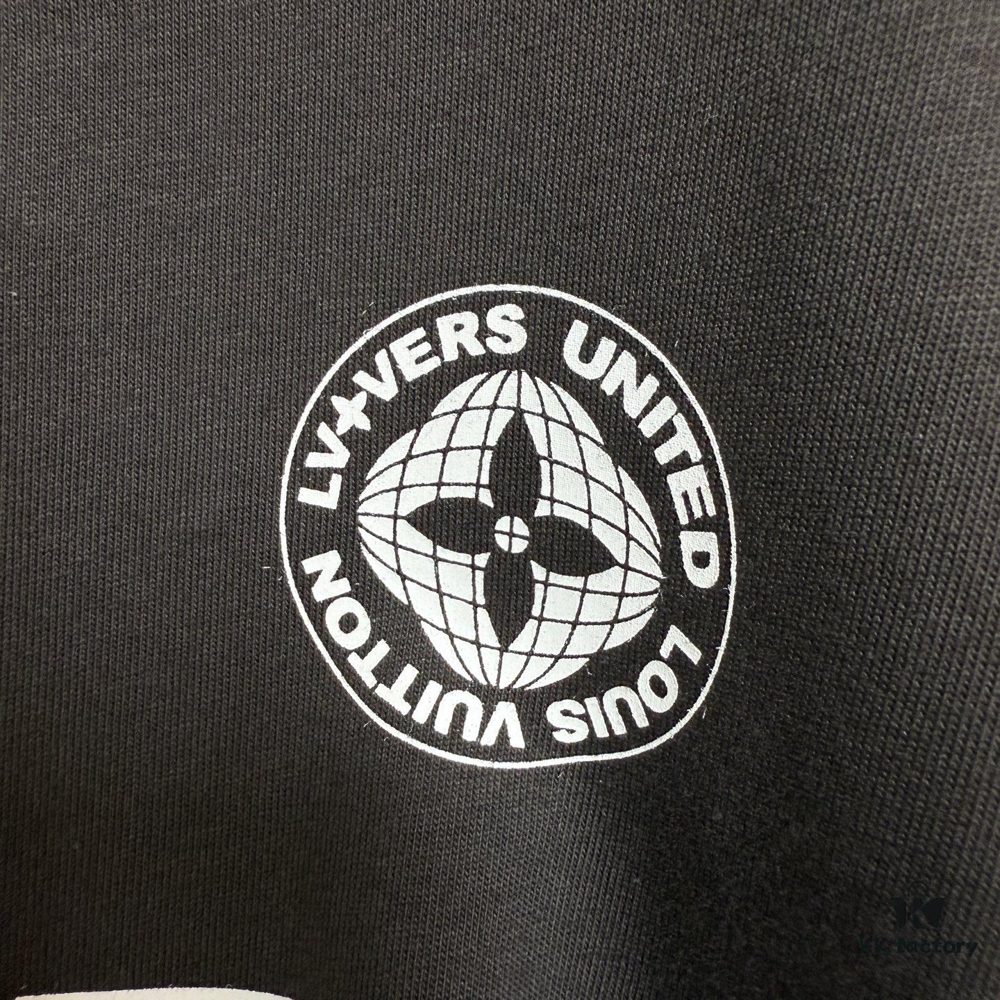 Compass Crew Neck Short Sleeve T-Shirt, 100% Cotton Fabric, Regular Fit, Printed Logo Front and Back, Premium Accessories, 15S Plain Weave High-Quality Cotton 230g, Simple and Relaxed Design