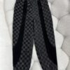 1V 25ss New Arrival Track Pants Crafted from Lustrous Technical Fabric, Showcasing the 2025 Spring-Summer Runway Trend. Flocked Matte Damier Pattern Features the Marque L.Vuitton Déposée Logo, with Velvet Trims Adding Textural Depth, Perfectly Paired with Matching Top for a Sharp, Cohesive Look