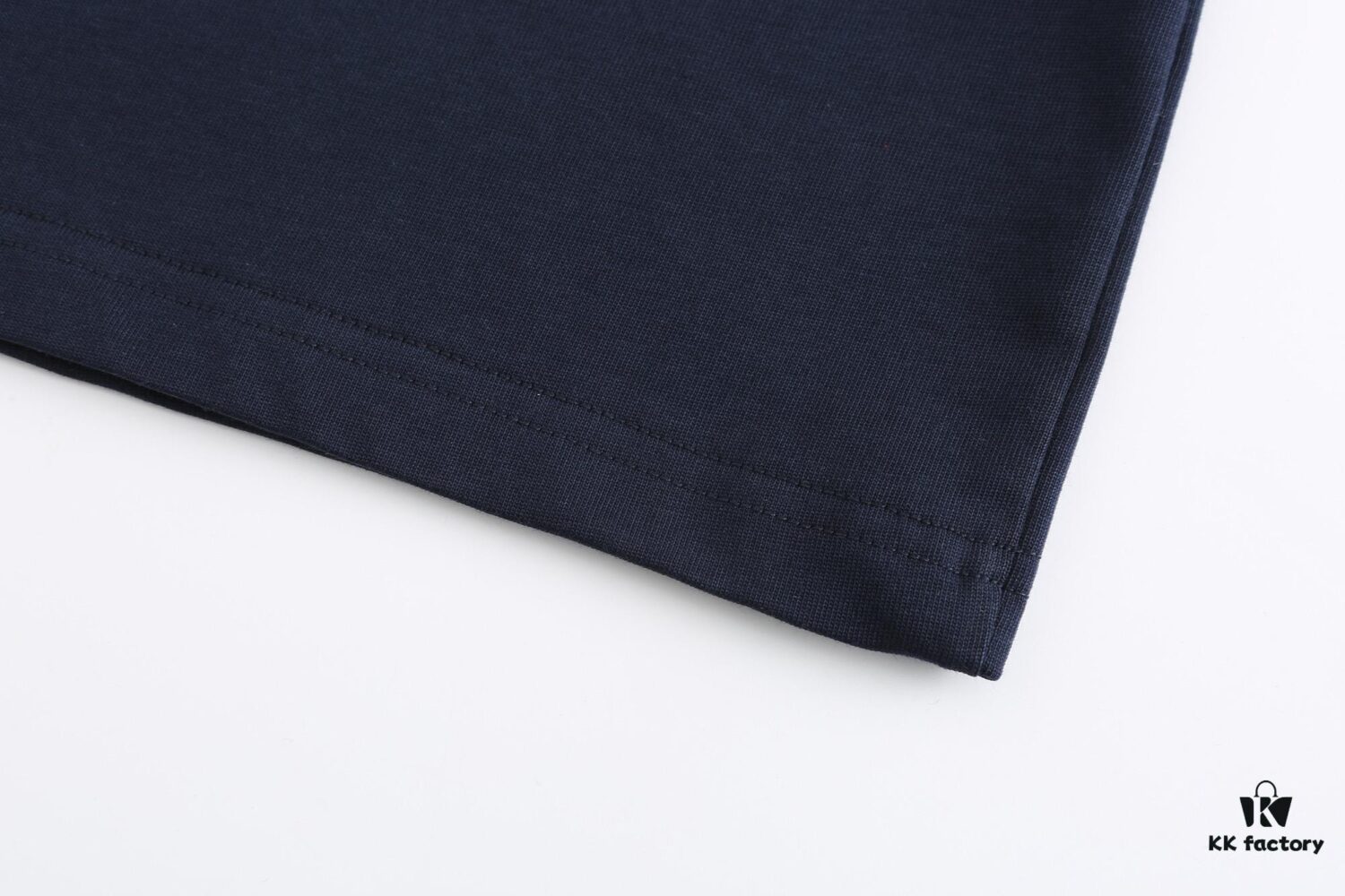 Luxury Quality LV Louis 2025 Fall Spring Collection Slogan 4 Short Sleeve T-Shirt, Premium 270G 32-Single Double-Yarn Cotton Fabric, Distinct from Ordinary Prints, Relaxed Fit Unisex Design