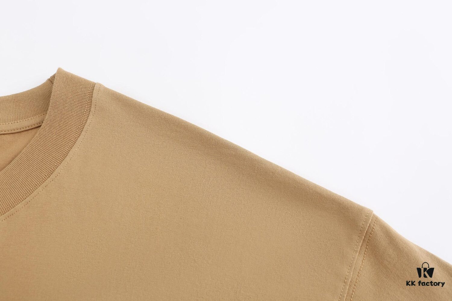 Luxury Quality LV Louis 2025 Fall Spring Collection Slogan Earth 🌏 Short Sleeve T-Shirt, Distinctive from Regular Prints, Custom-Woven 270G 32-Thread Double-Yarn Pure Cotton Fabric, Loose Fit Unisex Design