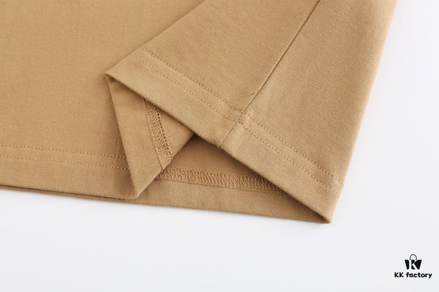 Luxury Quality LV Louis 2025 Fall Spring Collection Slogan Earth 🌏 Short Sleeve T-Shirt, Distinctive from Regular Prints, Custom-Woven 270G 32-Thread Double-Yarn Pure Cotton Fabric, Loose Fit Unisex Design