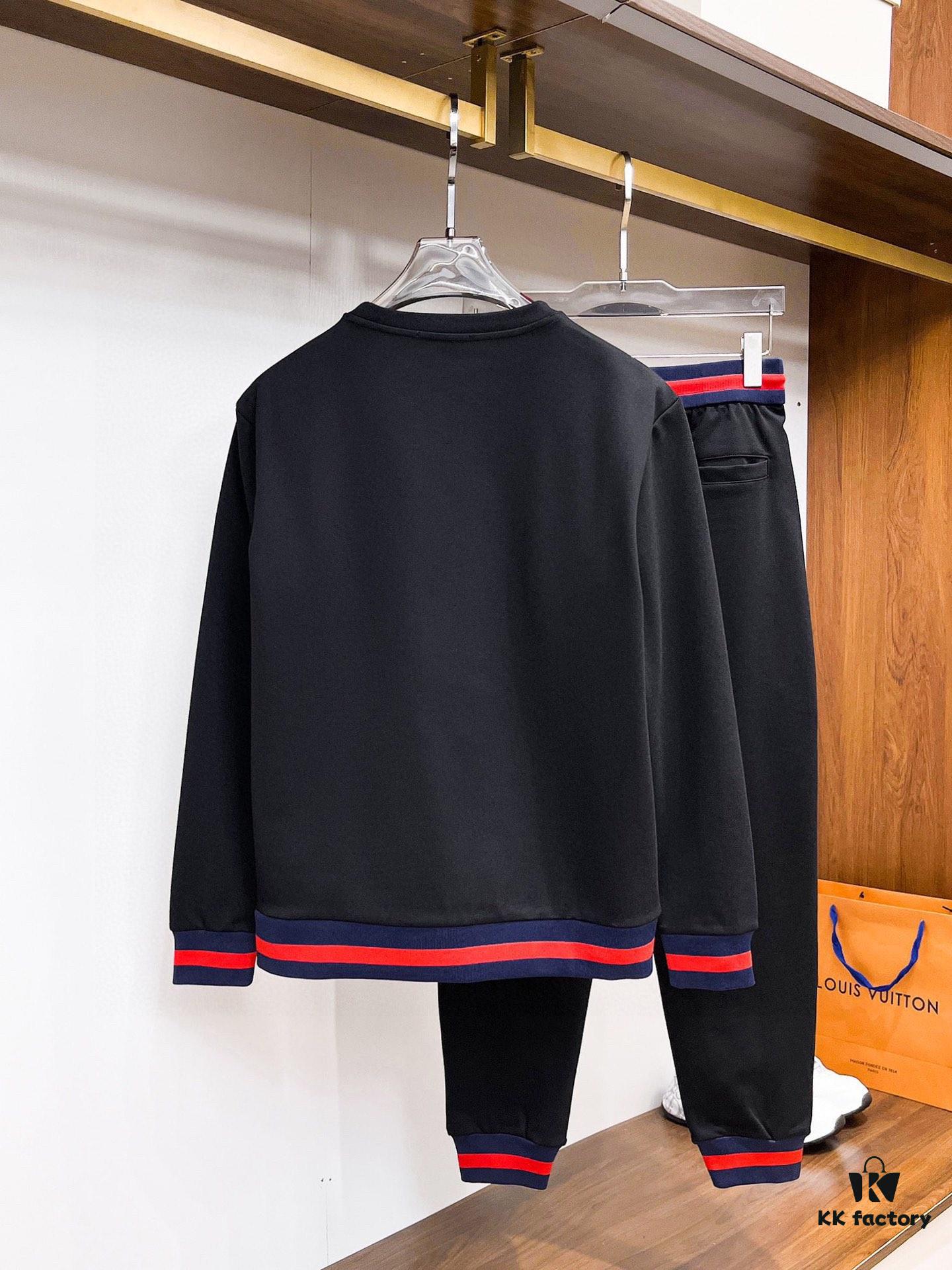 GUCCI Original 2025 New Arrival Hoodie Set, Premium Italian Cotton, Natural Comfort and Elegant Design