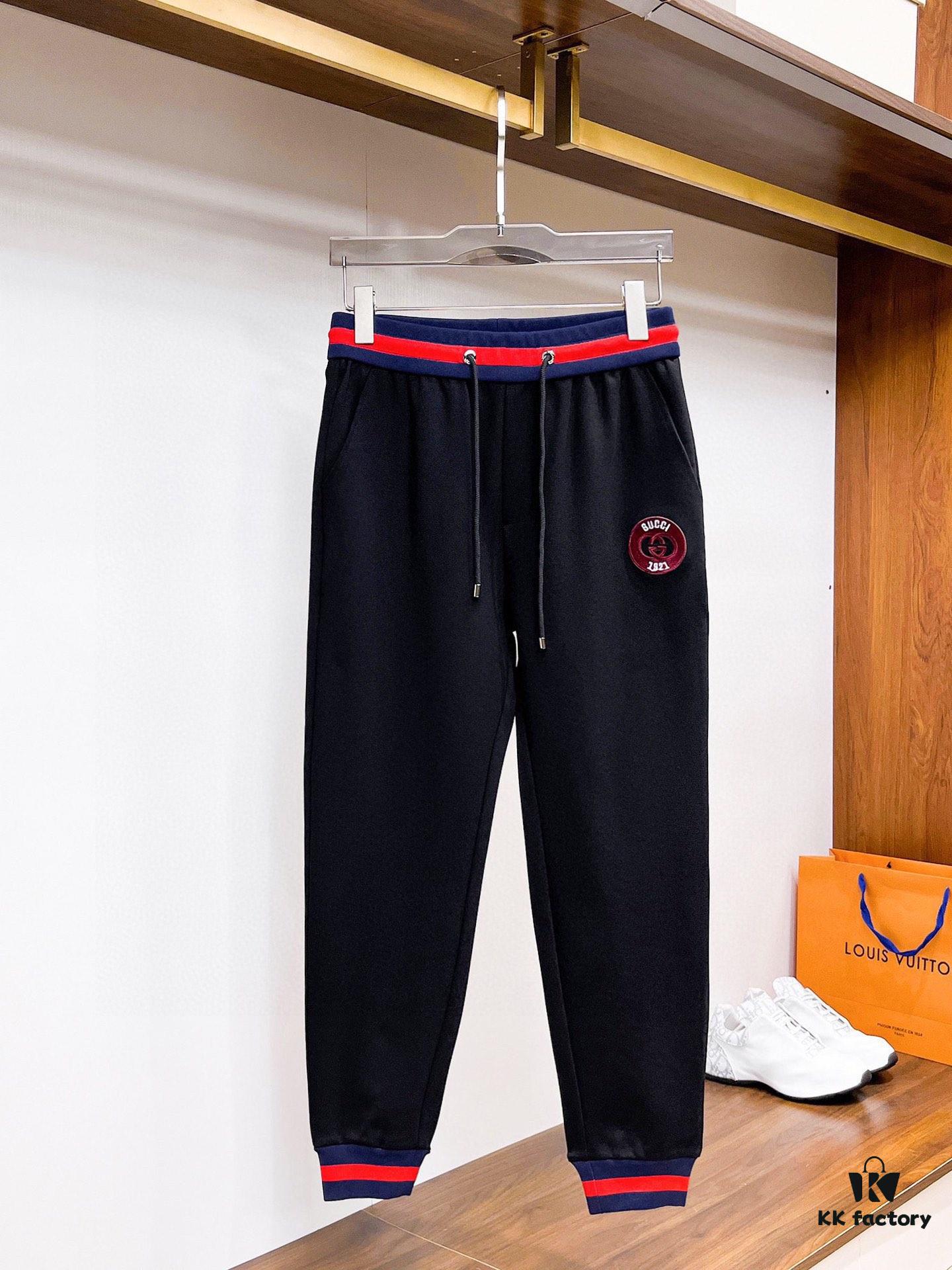 GUCCI Original 2025 New Arrival Hoodie Set, Premium Italian Cotton, Natural Comfort and Elegant Design