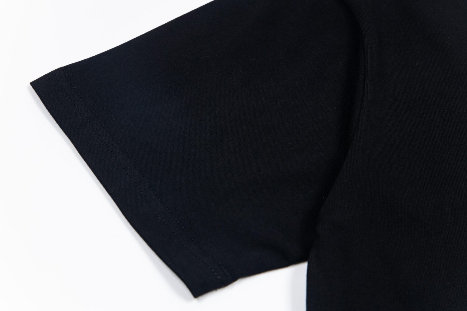 GUCCI G901 Men's and Women's Unisex Oversized Short-Sleeve T-Shirt with Minimalist Logo Print