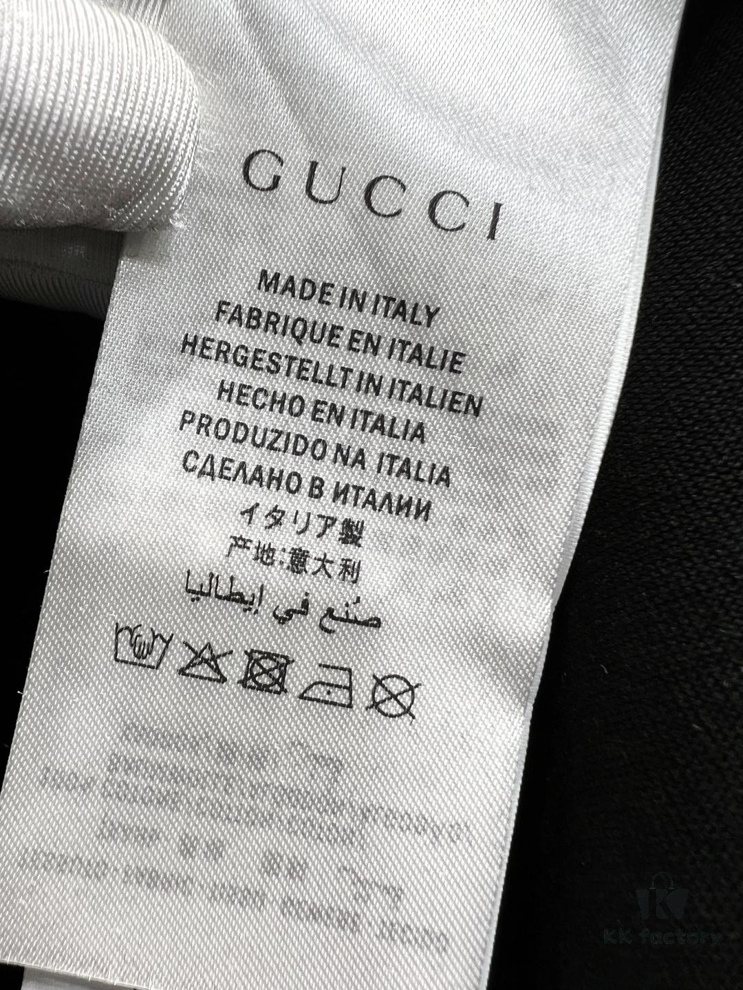 Gucci*Gucci Printed Logo Short Sleeve T-Shirt