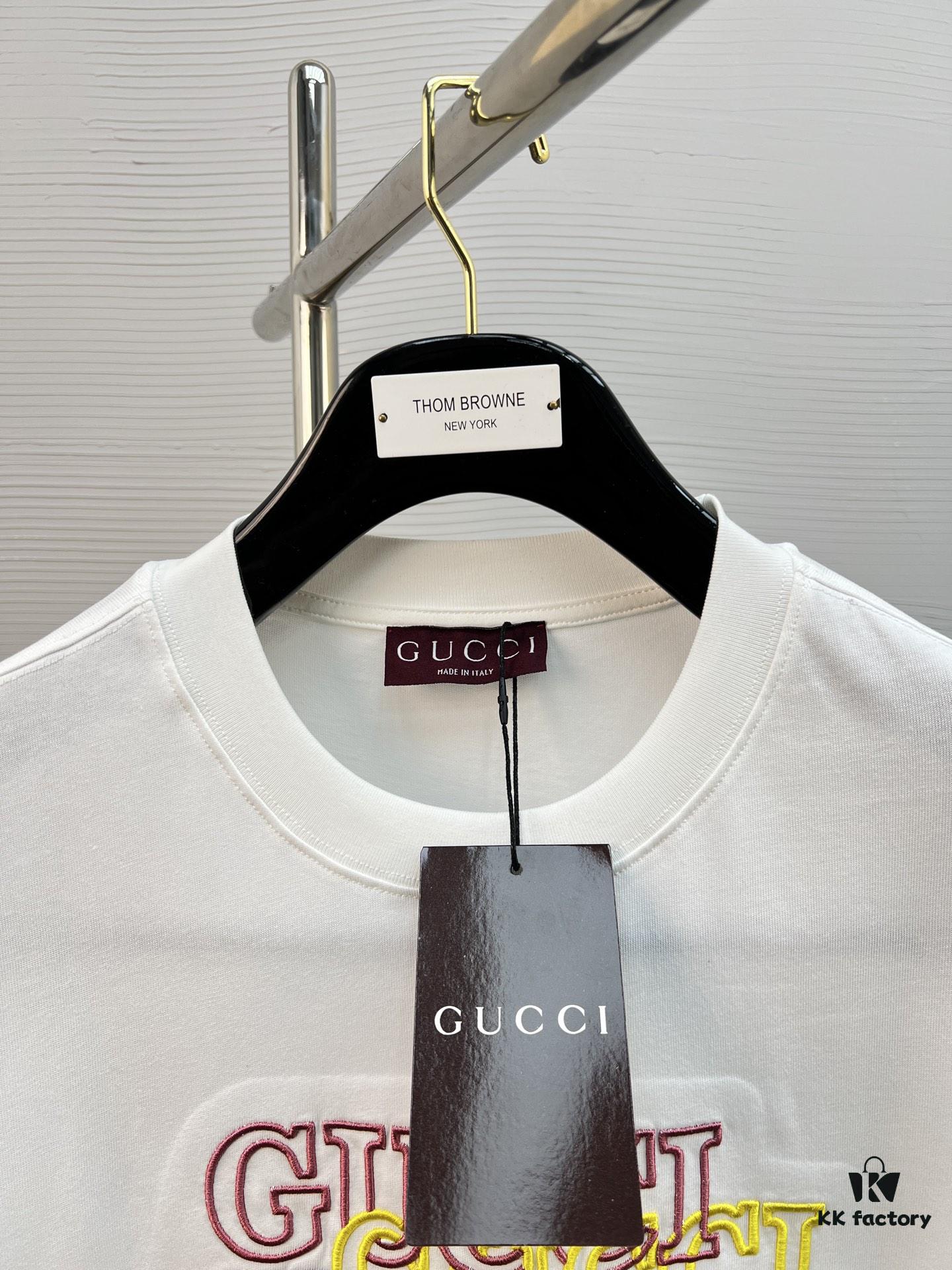 GUCC 25SS Spring/Summer T-Shirt! Black and White Printed Crew Neck Short Sleeve Tee!