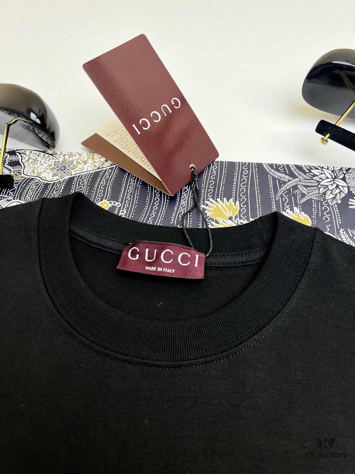 High-Quality GUCCI 25SS Classic Color T-Shirt New Arrival! Youthful and Vibrant Design, Featuring the Latest Teddy Bear Collection with Premium Printing Technology. Made from 280g Pure Cotton for Superior Softness and Comfort. Perfect for Spring and Summer, Pairs Easily with Jeans, Chinos, or Shorts.