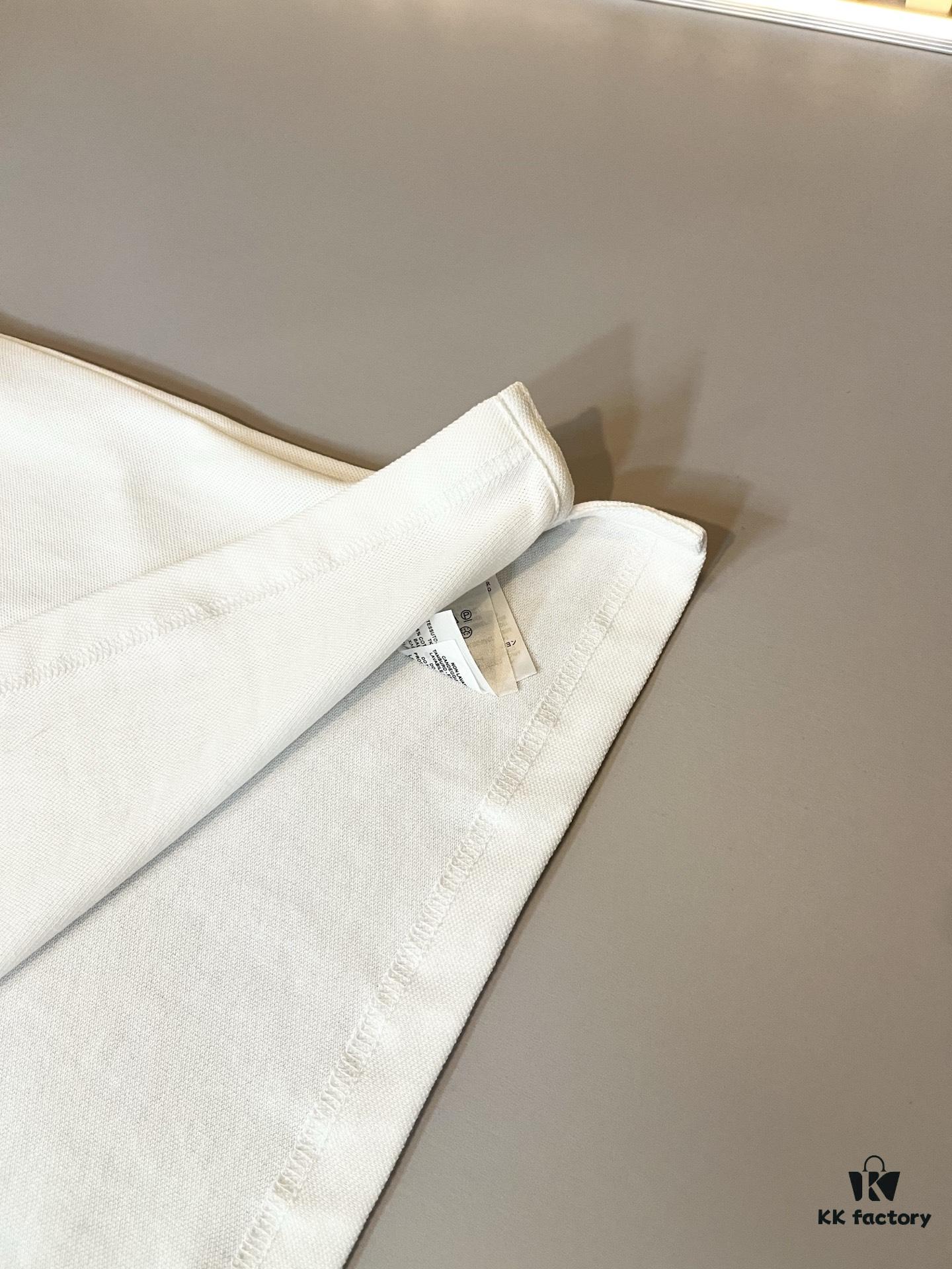 GUC*I GUJIA 2025 Spring/Summer New Short-Sleeve Polo Shirt, Exclusive Release via Trading Company Channel, Synchronized with Official Website Launch! G Brand Spring/Summer Collection Couples' Style Now Available with Knitted Logo on Collar