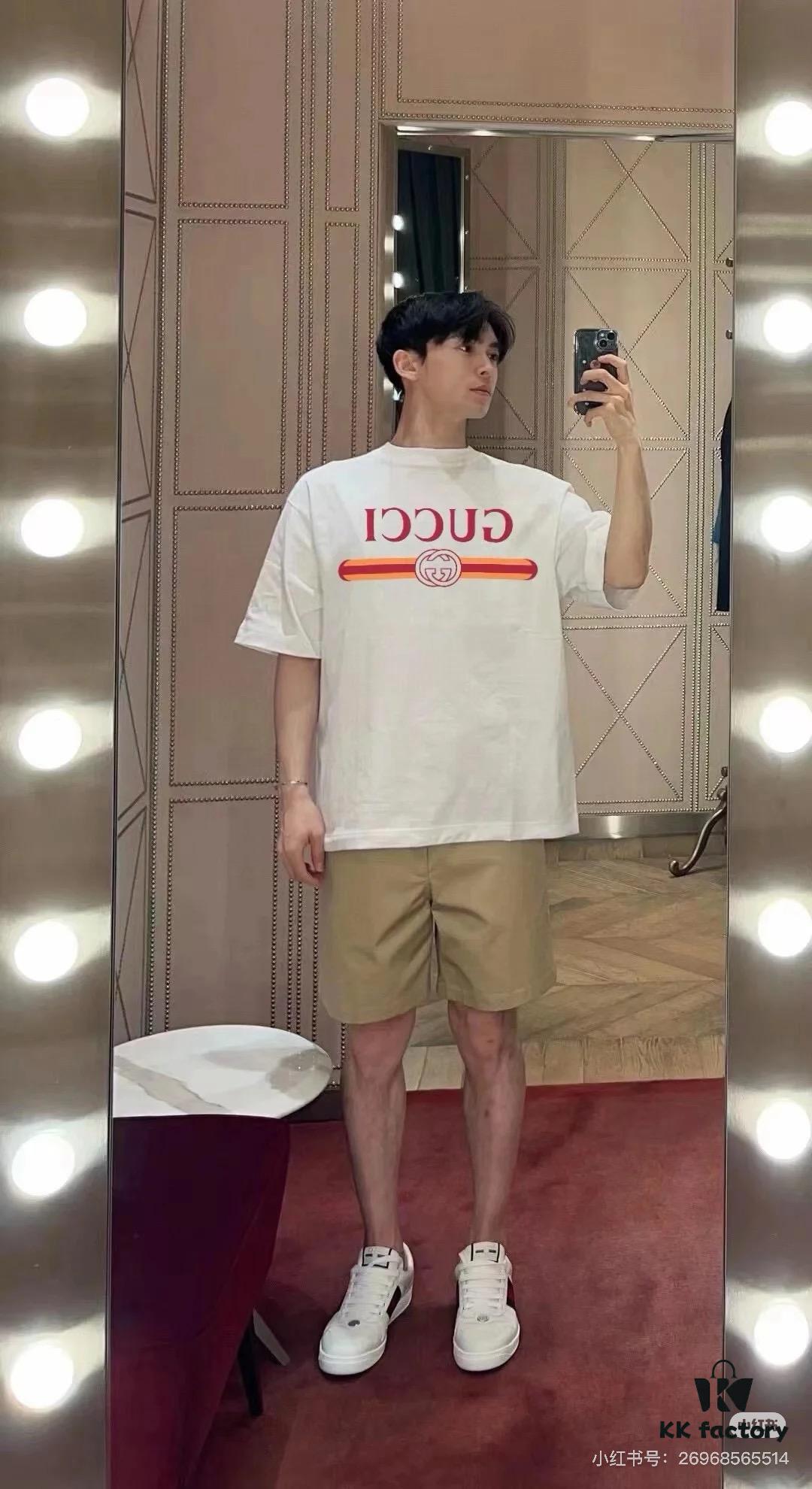 Gucci Unisex Ancora Red Logo Round Neck T-Shirt