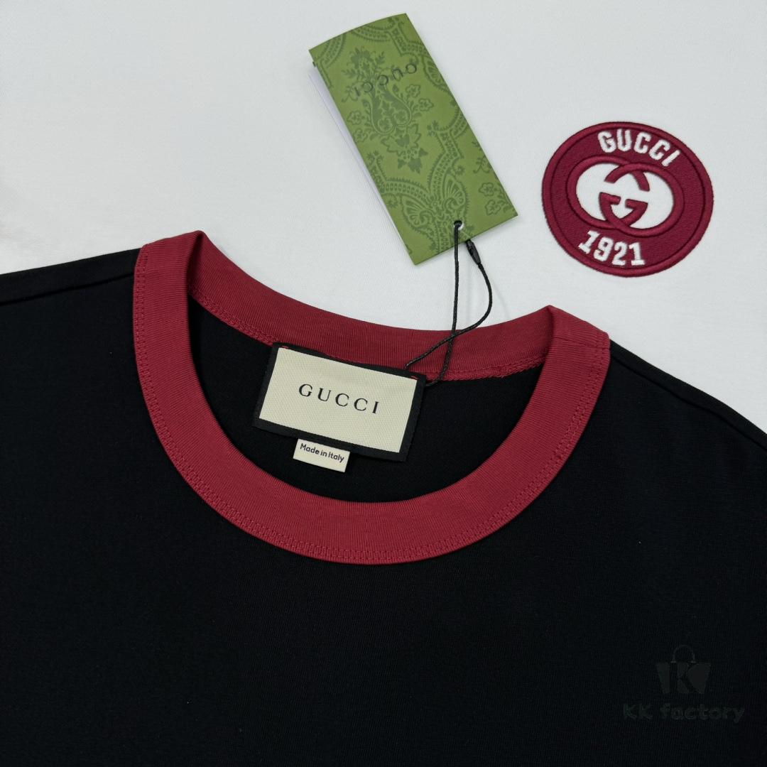 GUCC*25s New Arrival Streetwear T-Shirt, Unisex Design, This Season's Must-Have Style in Gucci's Trend Color – Burgundy Accents on Collar and Cuffs Matching Logo, 3D Embroidered Chest Logo with Unique Visual Impact, Premium 260g Pure Cotton Fabric for Soft, Comfortable, and Structured Fit, Full Branding Details Included. Colors: Black, White. European Size: S–XL (Recommended Size M for Height 175cm / Weight 72.5kg)