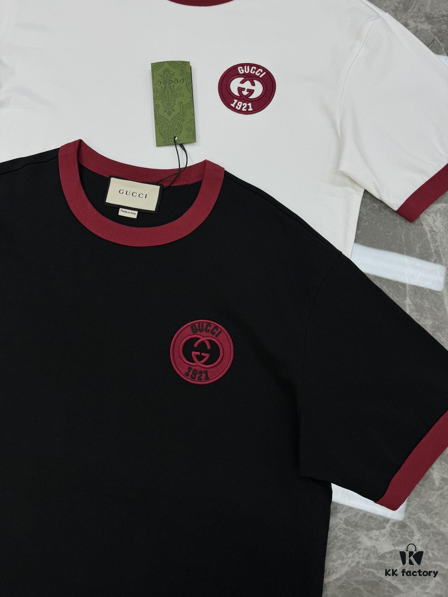 GUCC*25s New Arrival Streetwear T-Shirt, Unisex Design, This Season's Must-Have Style in Gucci's Trend Color – Burgundy Accents on Collar and Cuffs Matching Logo, 3D Embroidered Chest Logo with Unique Visual Impact, Premium 260g Pure Cotton Fabric for Soft, Comfortable, and Structured Fit, Full Branding Details Included. Colors: Black, White. European Size: S–XL (Recommended Size M for Height 175cm / Weight 72.5kg)