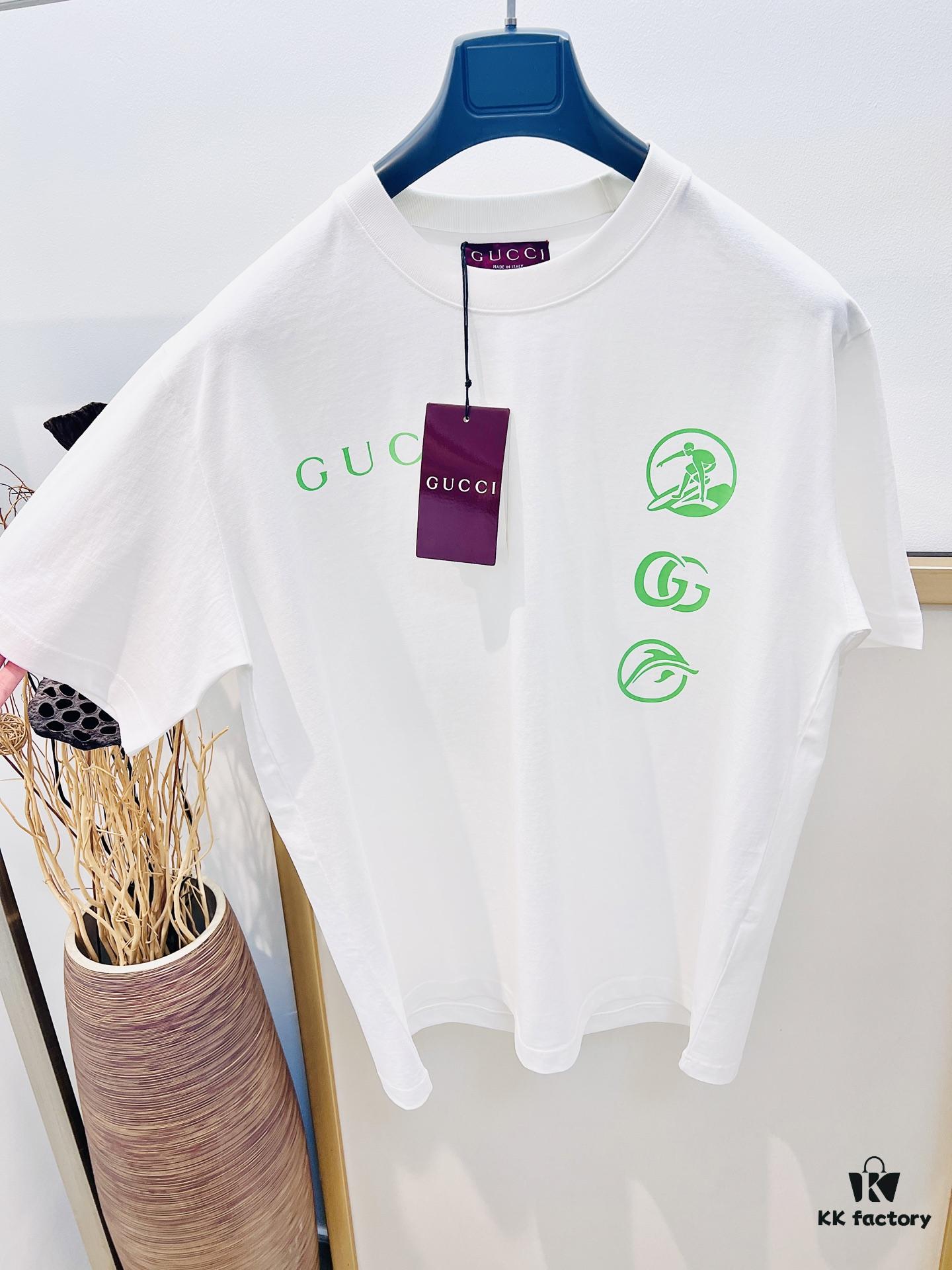 Gucci 2025FW Spring-Summer Oversized Cotton Knit T-Shirt with Gucci Logo Print and Surfer Graphic, Heavyweight Short-Sleeve Tee