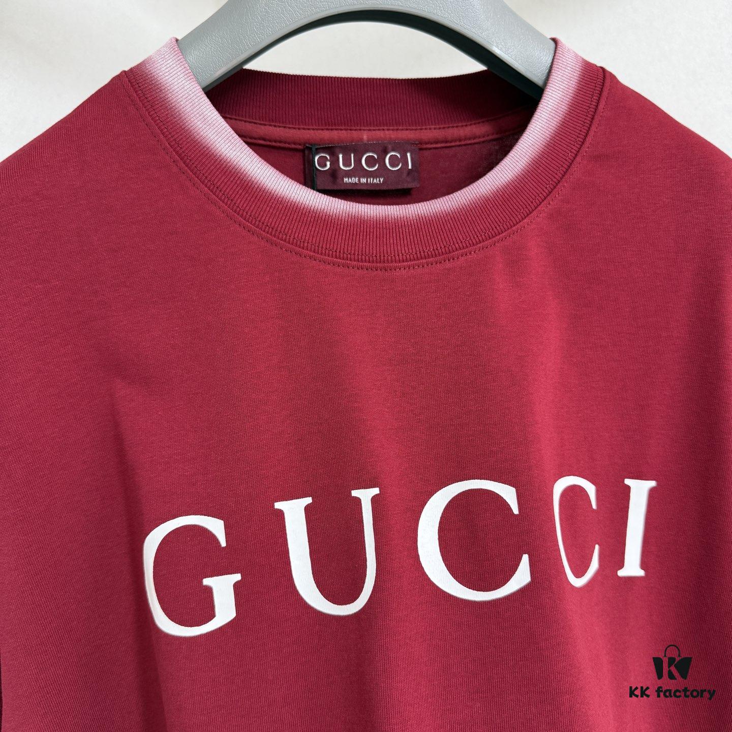 GUCCI 25SS Gucci Printed Cotton Knit T-Shirt Short Sleeve Classic Letter with Spray-Painted Detail on Collar and Sleeves