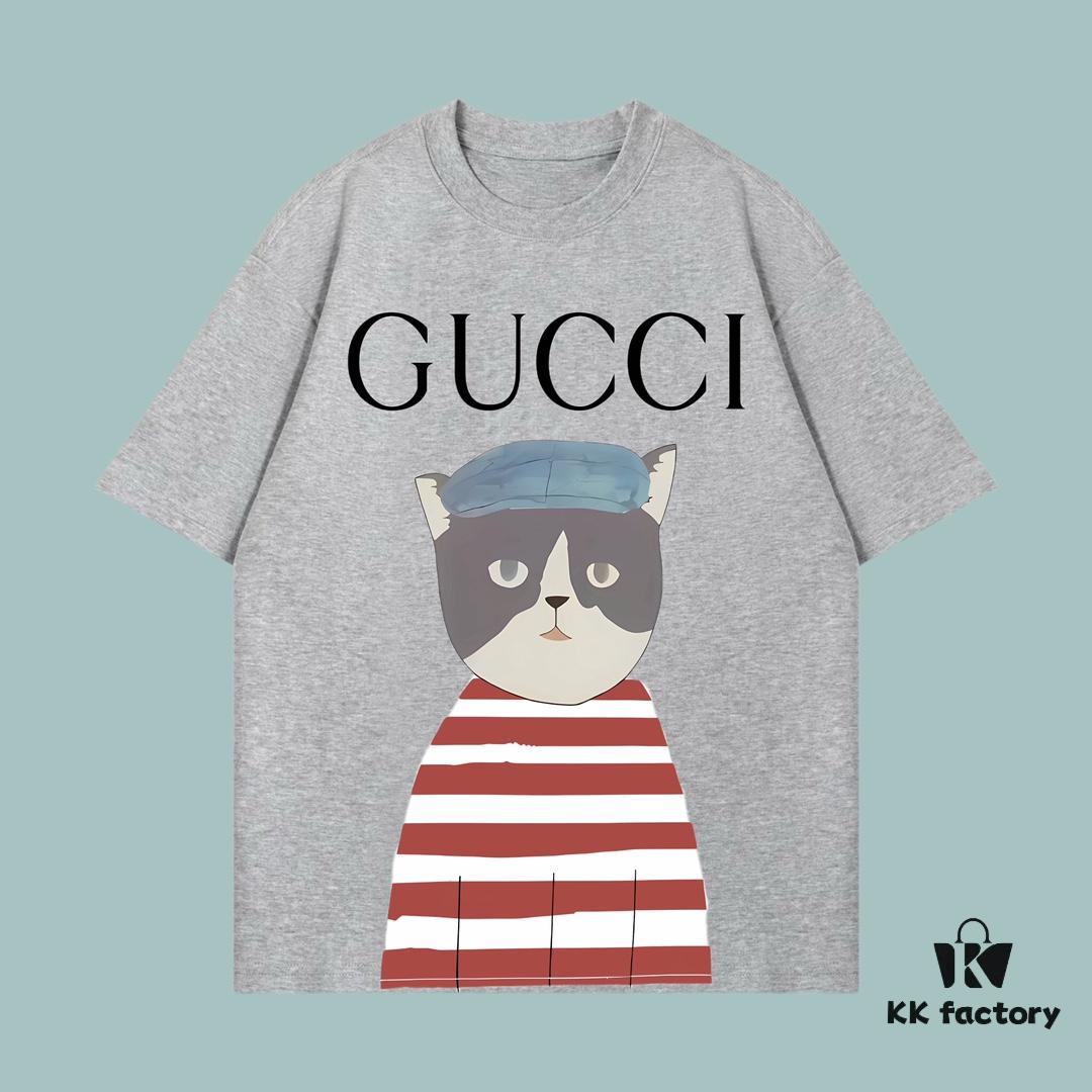 High-End Quality GUCCI 2025 Fall Spring Collection Kitten Graphic Short-Sleeve T-Shirt, Premium 270G 32-Count Double-Yarn Pure Cotton Fabric, Distinct from Regular Print, Relaxed Unisex Fit